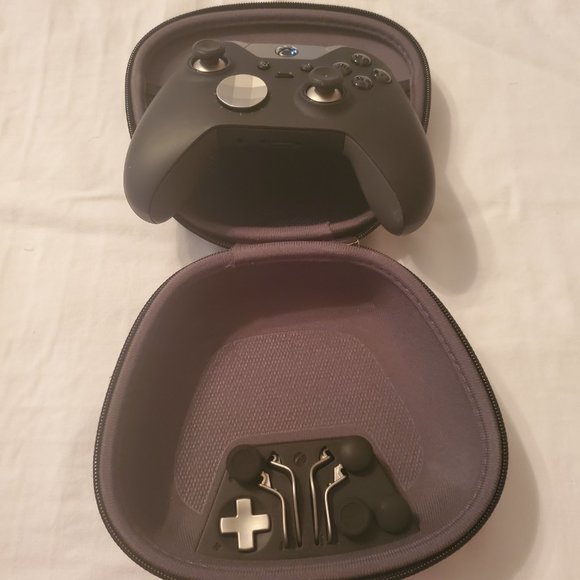 Xbox Elite Bluetooth Elite Series 1 Wireless controller for Xbox One. Black. - Picture 5 of 7